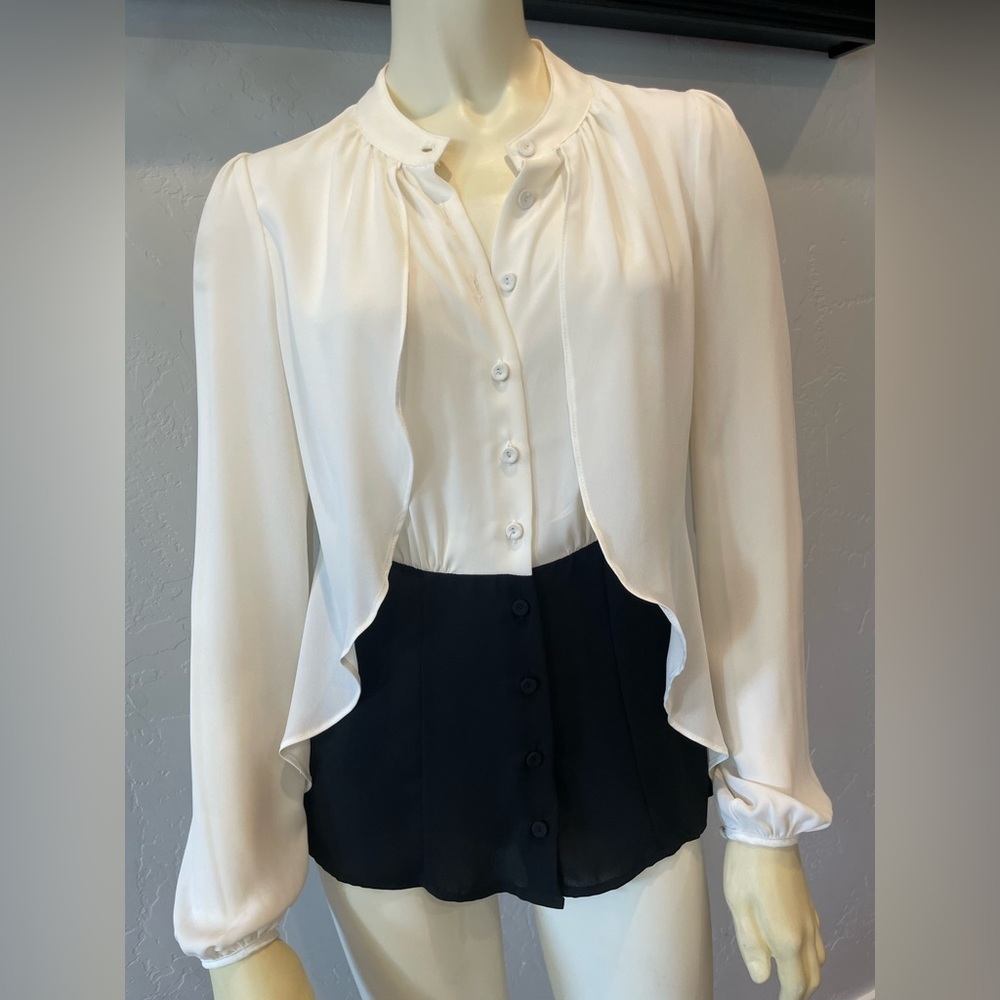 NWT women’s colorblock button up blouse size XS